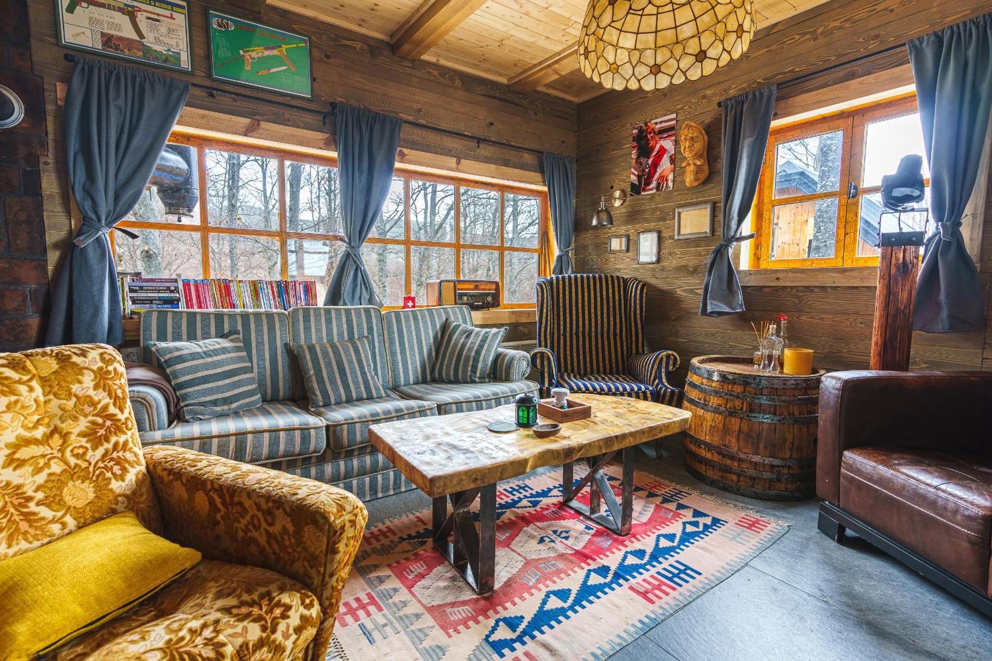 Brvnara Iverak Mokra Gora Luaran gambar